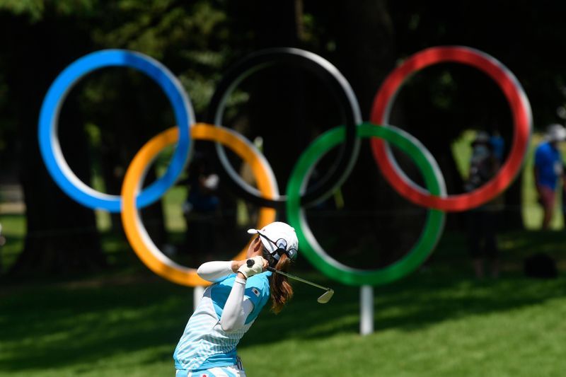 Olympics-Golf-Japan's Inami raises medal hopes after Matsuyama misses