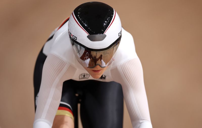 Olympics-Cycling-Friedrich tops sprint qualifying to lead German medal charge