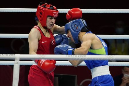 Olympics-Boxing-Bulgarian Krasteva wins women's flyweight gold