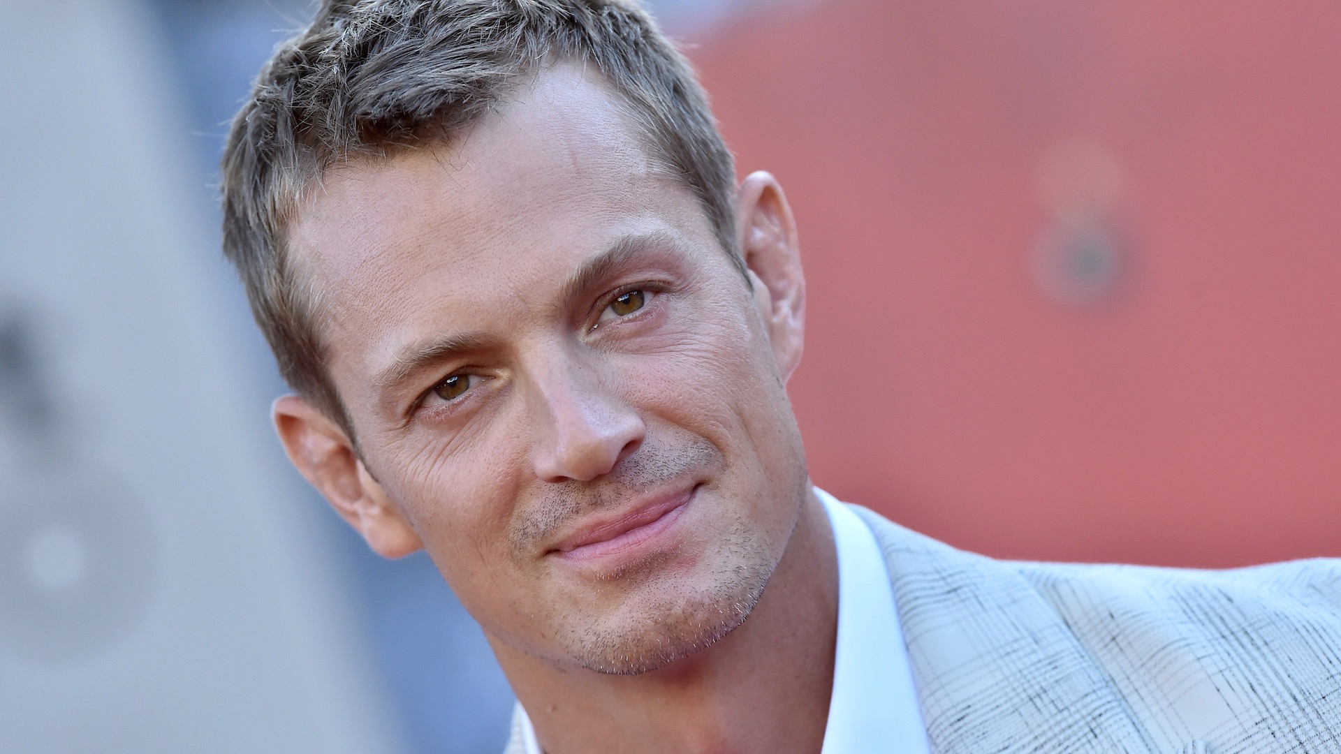 Joel Kinnaman Releases Statement After Filing Restraining ...