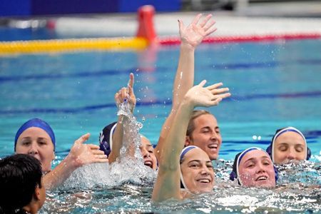 Olympics-Water polo-U.S. women take gold with win over Spain