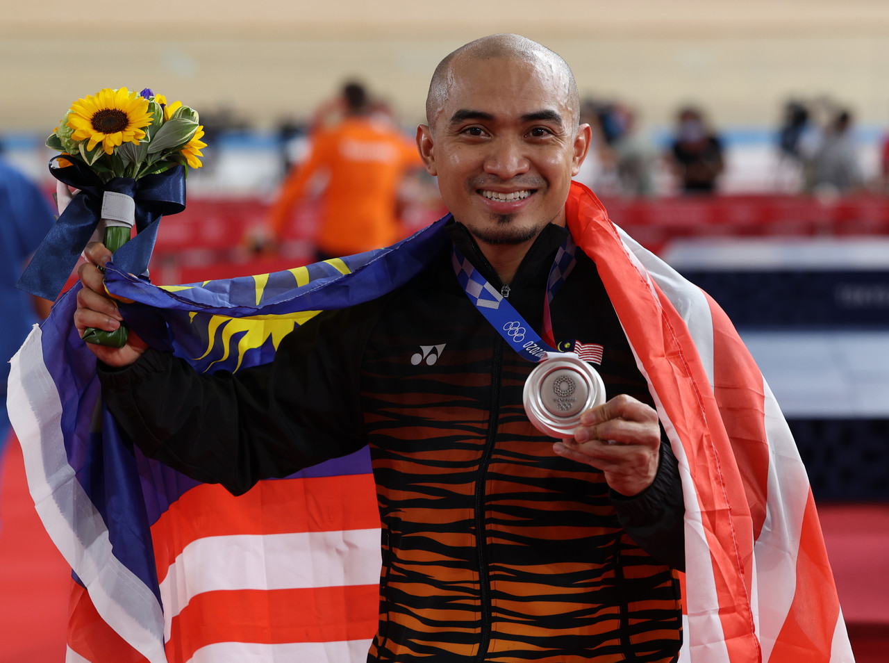 Azizulhasni wins silver for Malaysia in men’s keirin at Tokyo Olympics