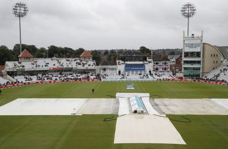 Rain delays start of final day's play in Nottingham test