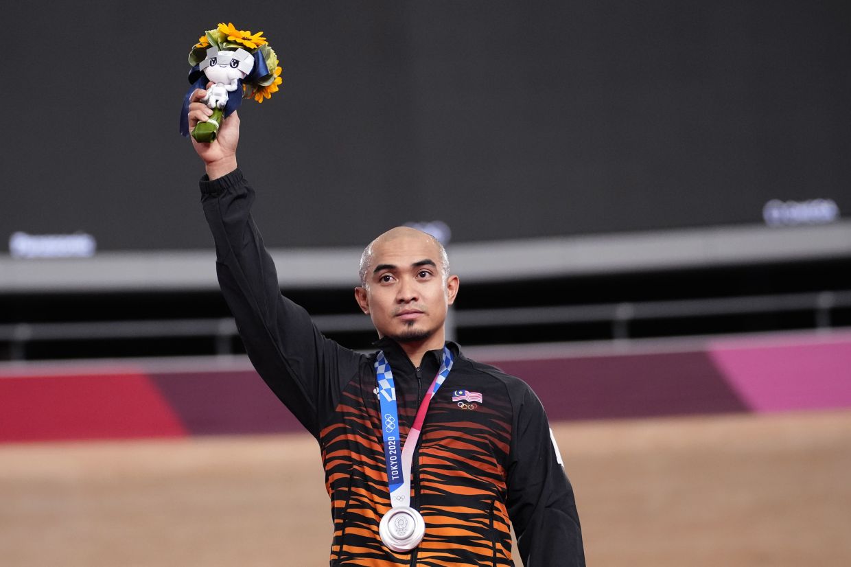 Azizul says sorry for not getting gold