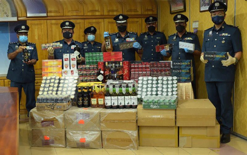 Perak Customs seizes RM1.65mil worth of contraband cigarettes, alcohol in three raids