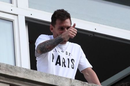 Soccer-Lionel Messi signs two-year contract with PSG