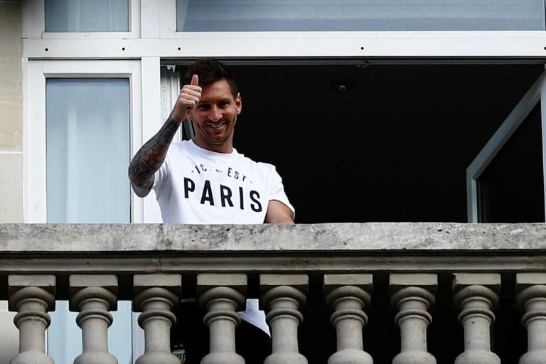 Argentines celebrate 'new stage' in Messi's career ahead of PSG move