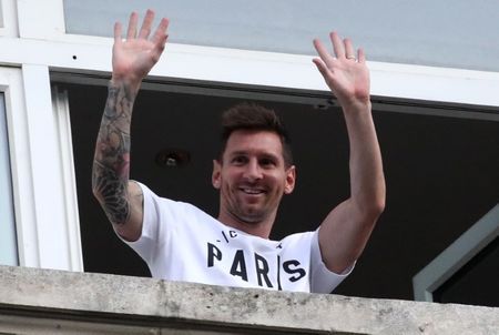 Soccer-PSG will hope Messi completes dream team and they avoid Barca pitfalls
