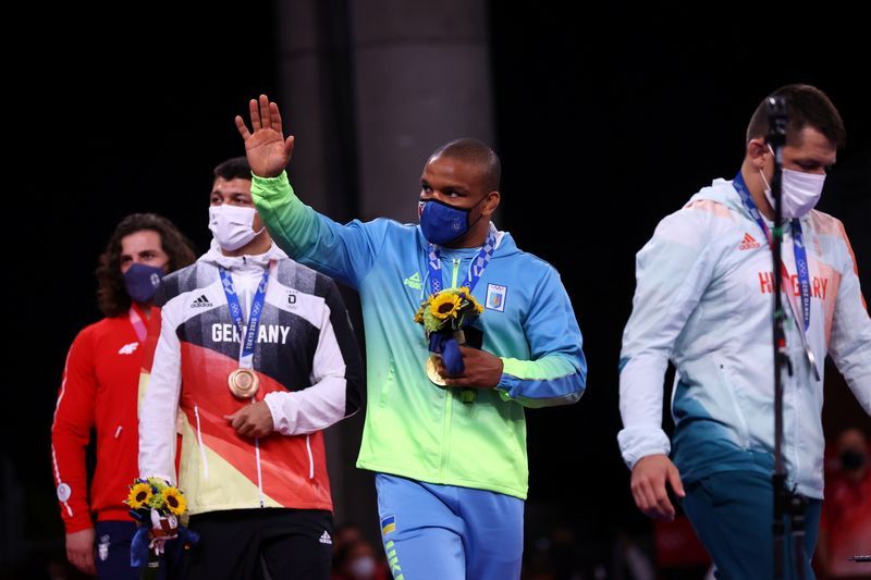 Ukrainian Olympic gold medallist says he was racially abused in the street