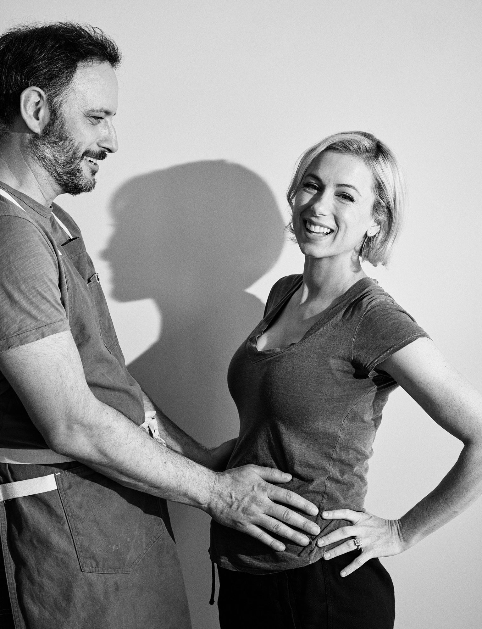 Iliza Shlesinger is Pregnant! Comedian and Actress Expecting Baby No. 1 with Husband Noah Galuten