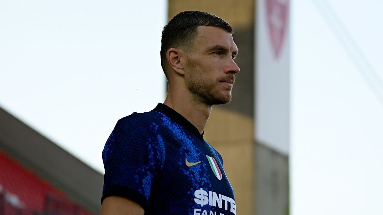 Inter sign Dzeko as replacement for Lukaku, also add PSV's Dumfries