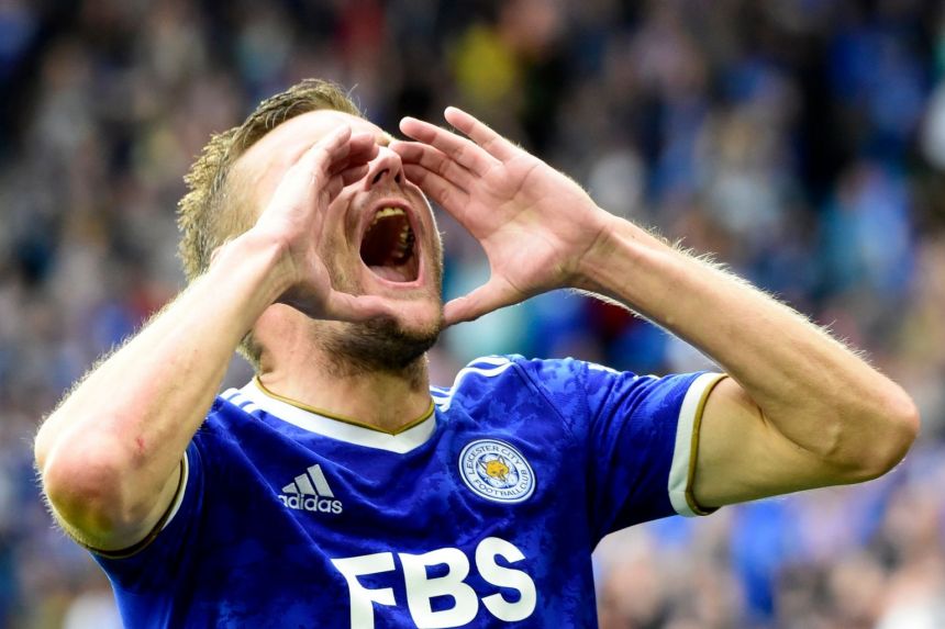 Football: Vardy pounces to give Leicester 1-0 win over Wolves