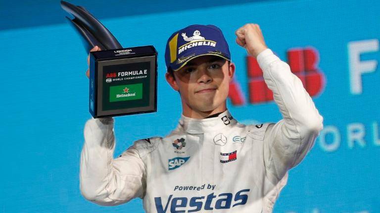 De Vries wins Formula E world championship