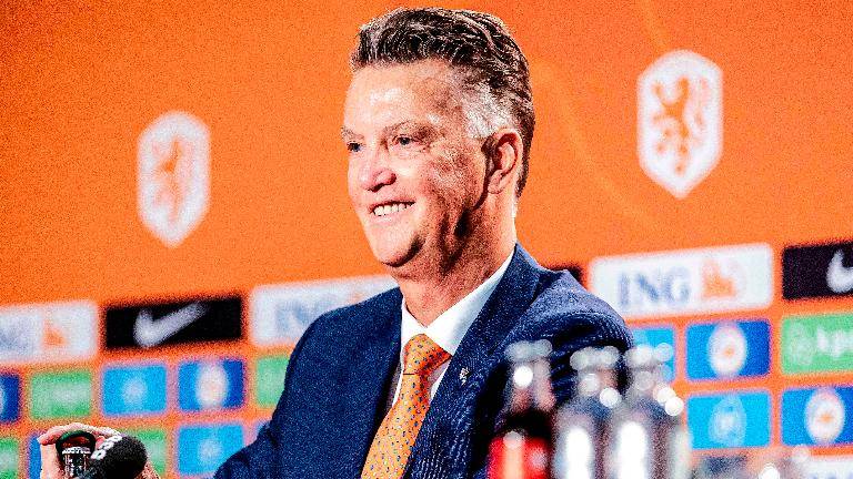 Van Gaal aiming to lead Dutch to World Cup glory