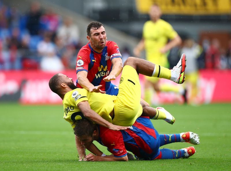 Soccer-Palace held by Brentford in goalless stalemate