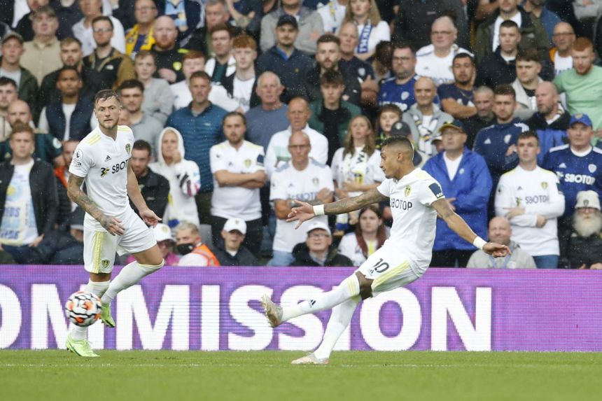 Football: Raphinha rocket earns Leeds 2-2 home draw against Everton