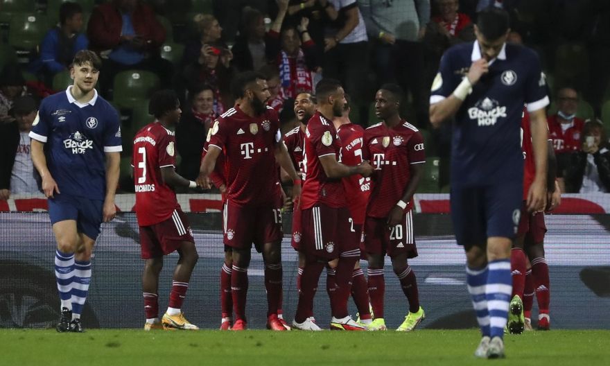 Football: Bayern Munich beat minnows Bremer 12-0 in German Cup