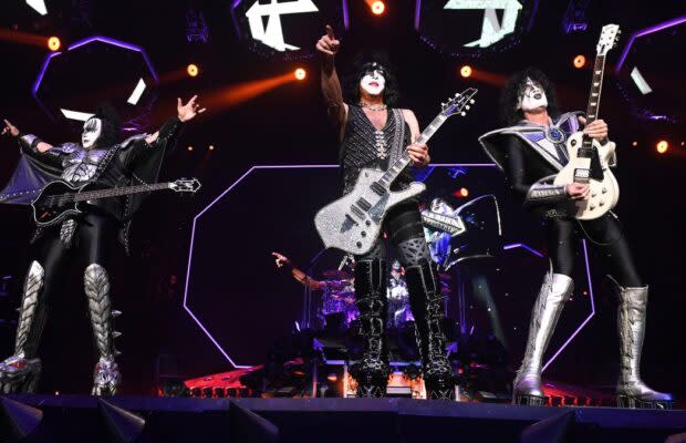 KISS Postpones Pennsylvania Show After Paul Stanley Tests Positive For COVID-19