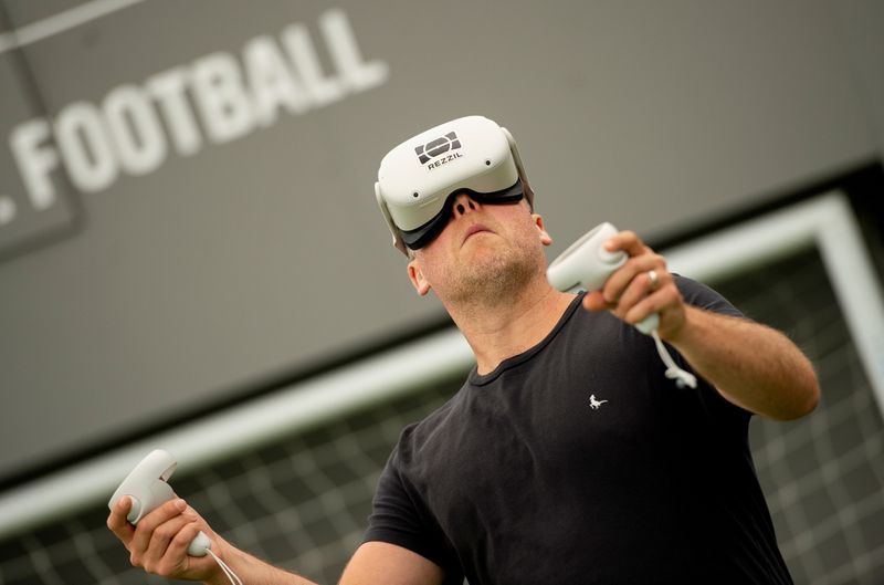 Soccer-How virtual reality could help reduce brain injuries