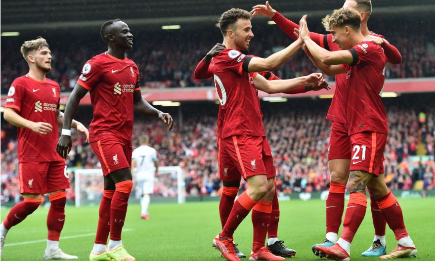 Football: Reds face Chelsea in early title showdown, Arsenal aim to stop rot at Man City