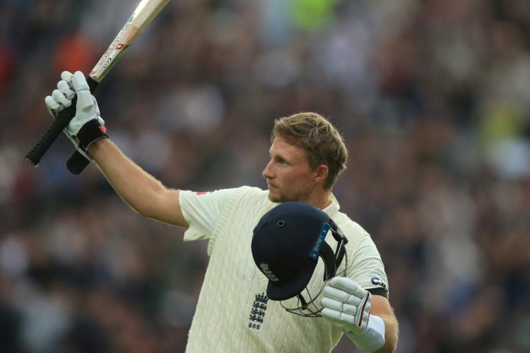 Malan salutes 'phenomenal' Root as England pile on the runs against India