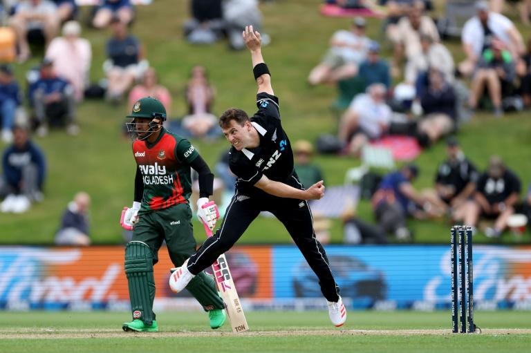 New Zealand call on Henry as Covid replacement in Bangladesh
