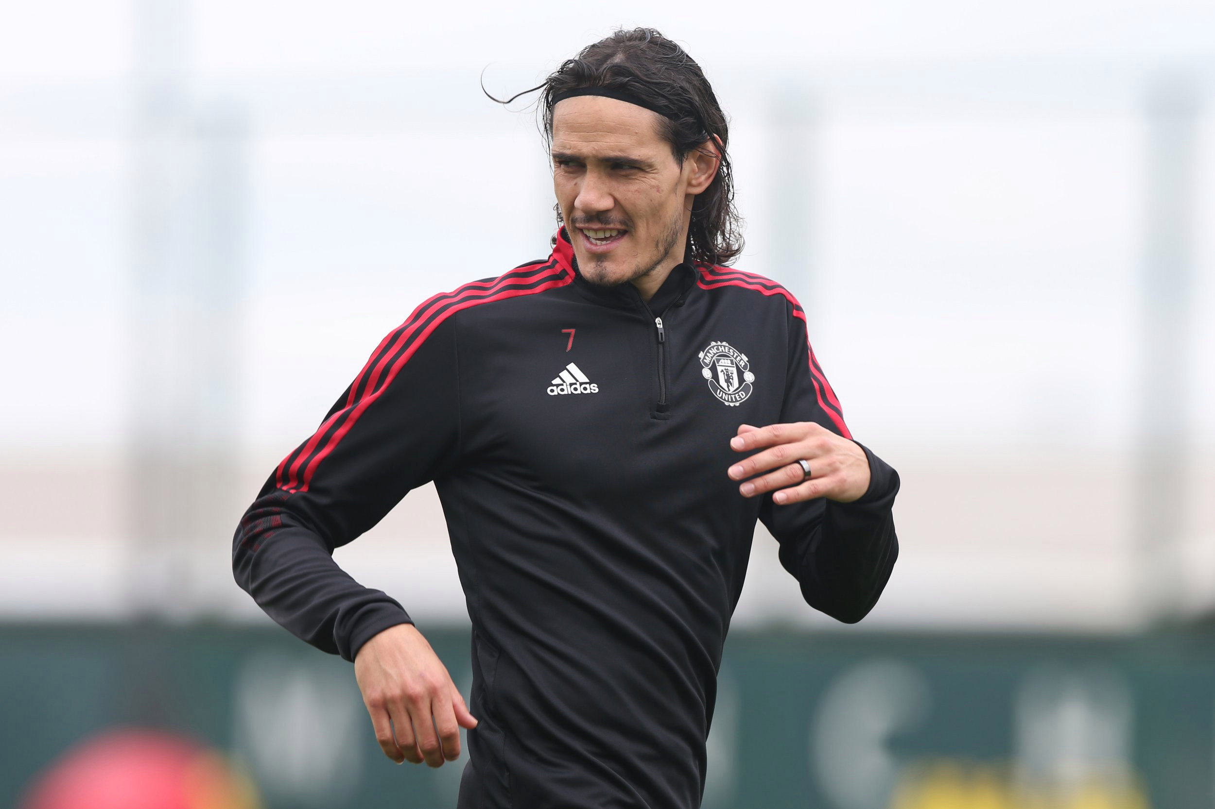 Uruguay confident over Edinson Cavani availability despite Manchester United restricting travel to red-list countries
