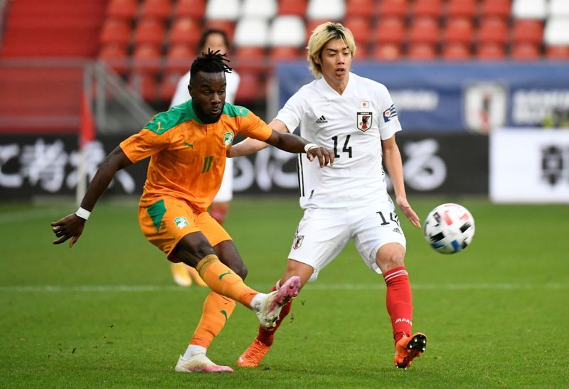 Soccer-Burnley sign Ivory Coast international Cornet from Lyon