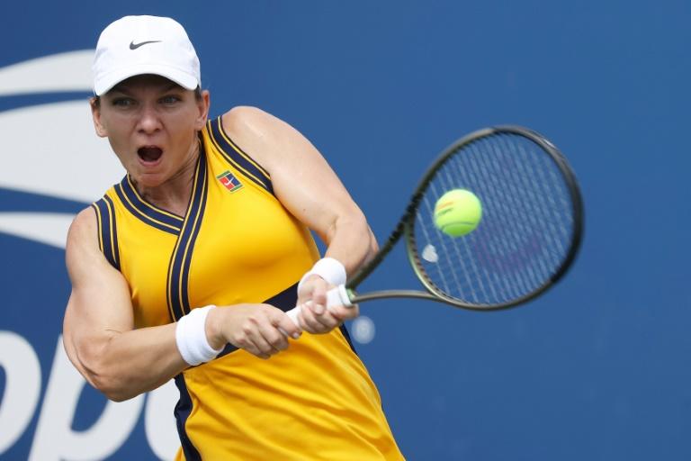 Halep advances at US Open with Osaka, Murray waiting to start