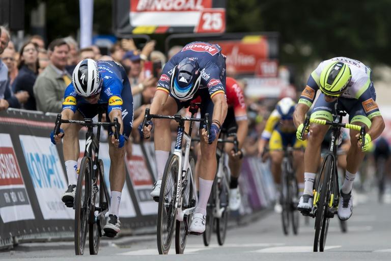 Wrong wheel change scuppers Evenepoel as Merlier wins Benelux stage