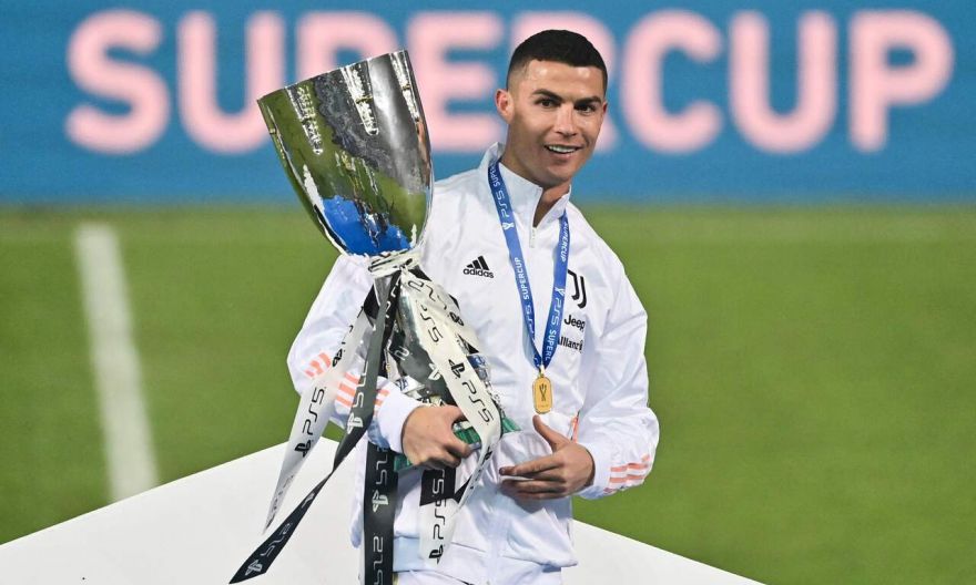 Football: Ronaldo return headlines busy final day of Premier League transfer deals