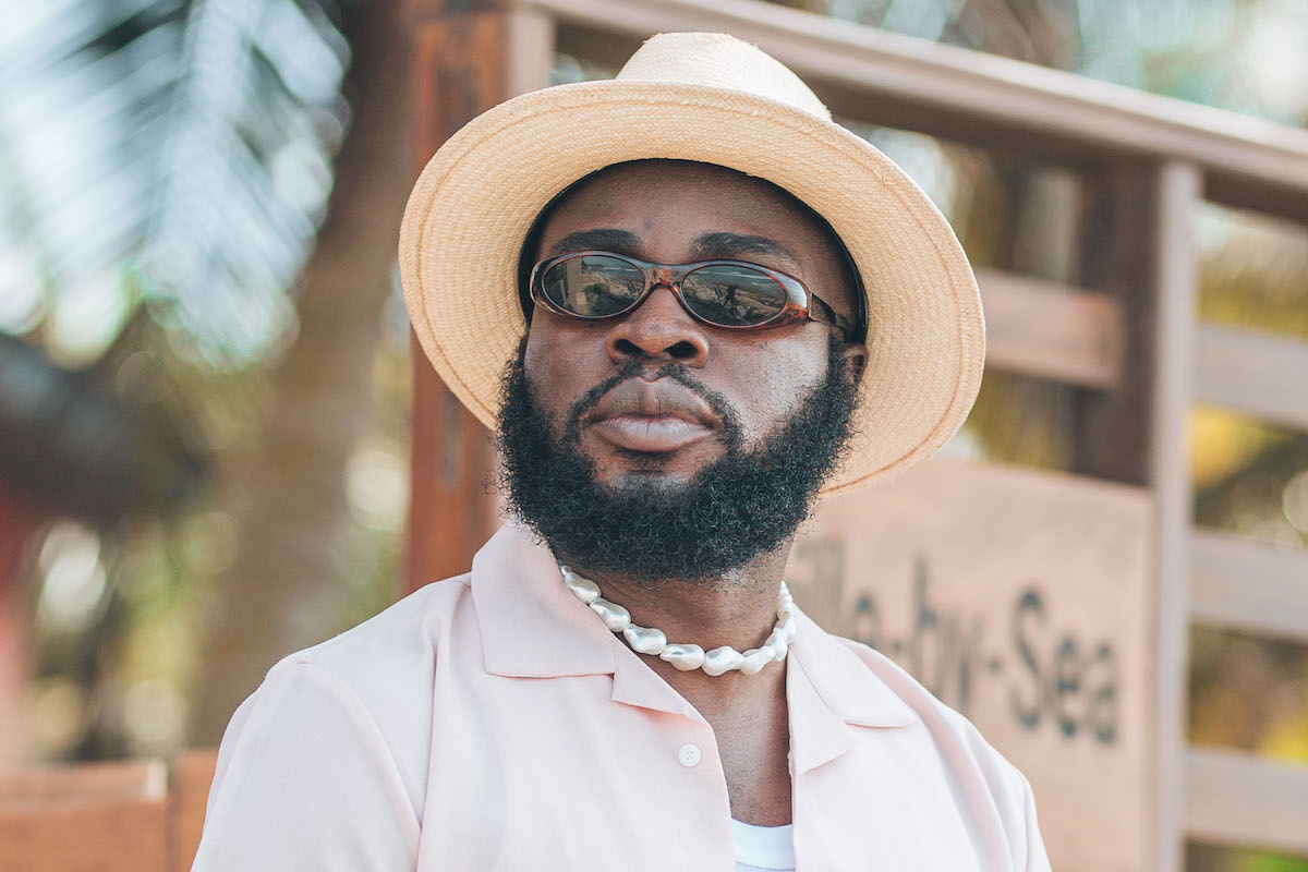 Premiere: Ghanaian Star M.anifest Shows Us Round His Hometown In “La Vida” Video