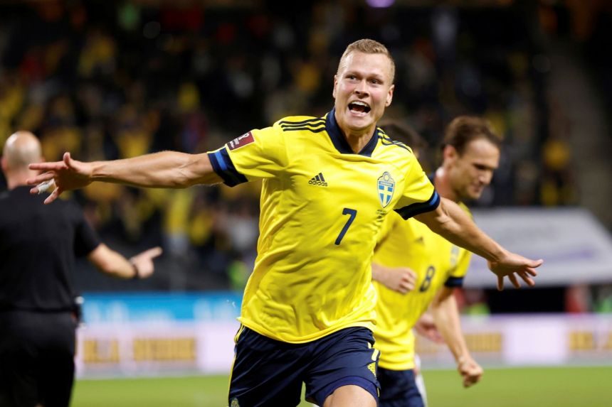 Football: Sweden down Spain to gain upper hand in World Cup qualifying