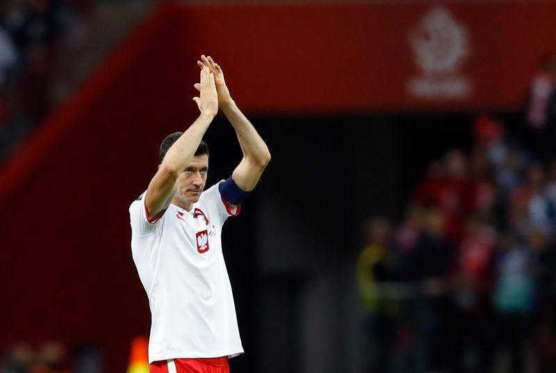 Soccer - Lewandowski leads Poland to convincing win over Albania