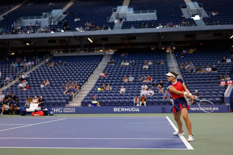 Tennis - Andreescu digs deep for second round win at U.S. Open