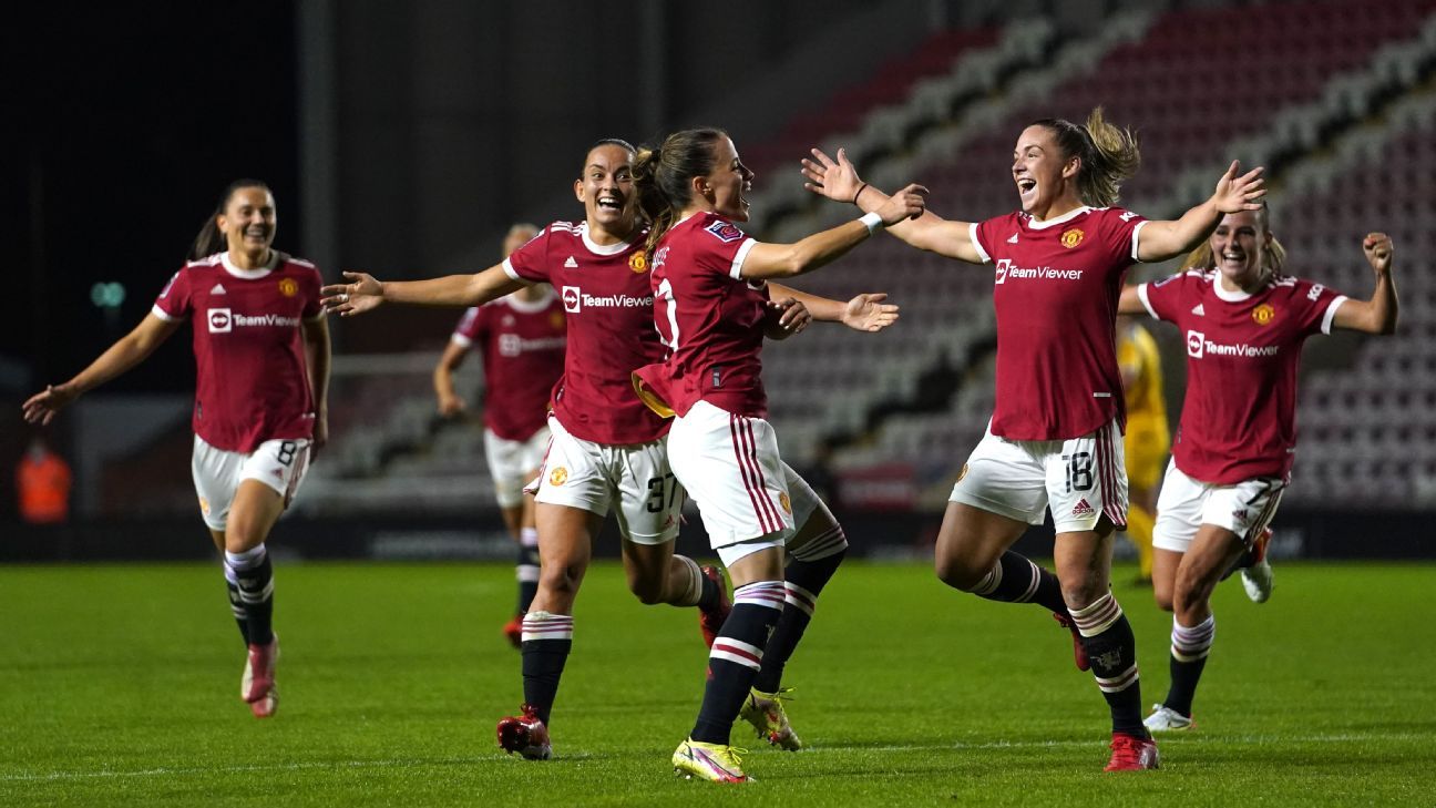 Manchester United kick off Women's Super League season with win over Reading