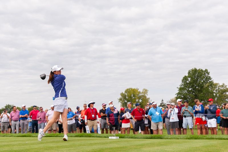 Golf-Europe take early lead over U.S. at the Solheim Cup