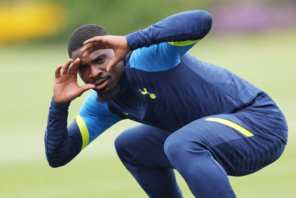 Serge Aurier would consider Arsenal move after leaving Tottenham