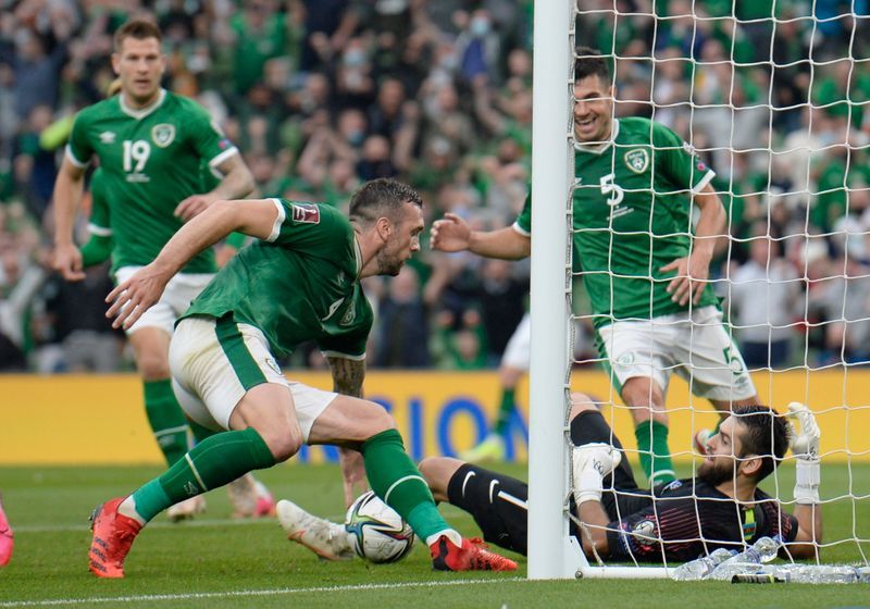 Soccer-Duffy scores late as Ireland grab draw with Azerbaijan