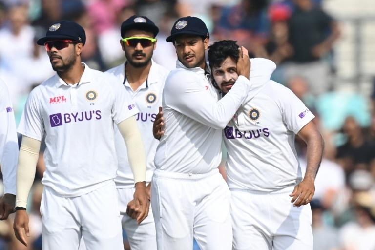 Hameed holds firm as England look to Root in India thriller