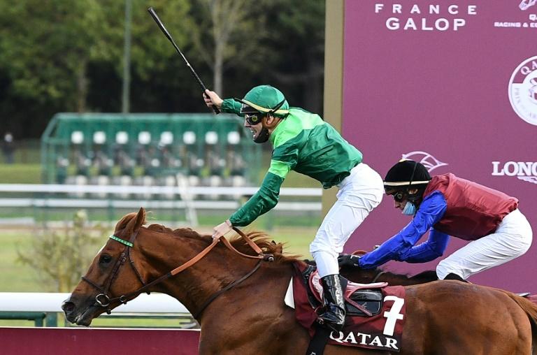 At the Galop! Organisers urge English and Irish to flock to 100th running of Arc