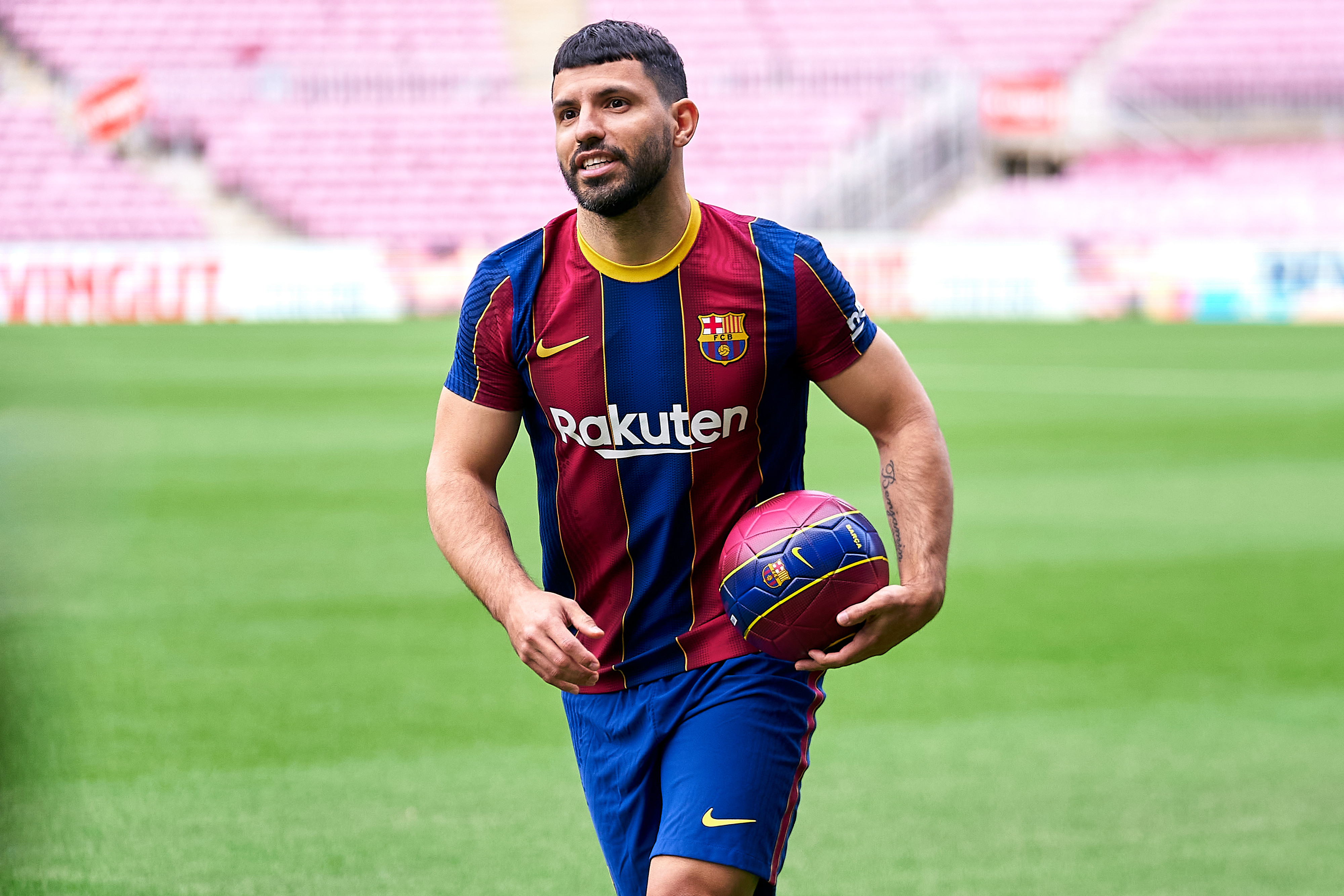 Barcelona star Sergio Aguero explains why he rejected Lionel Messi’s No.10 shirt