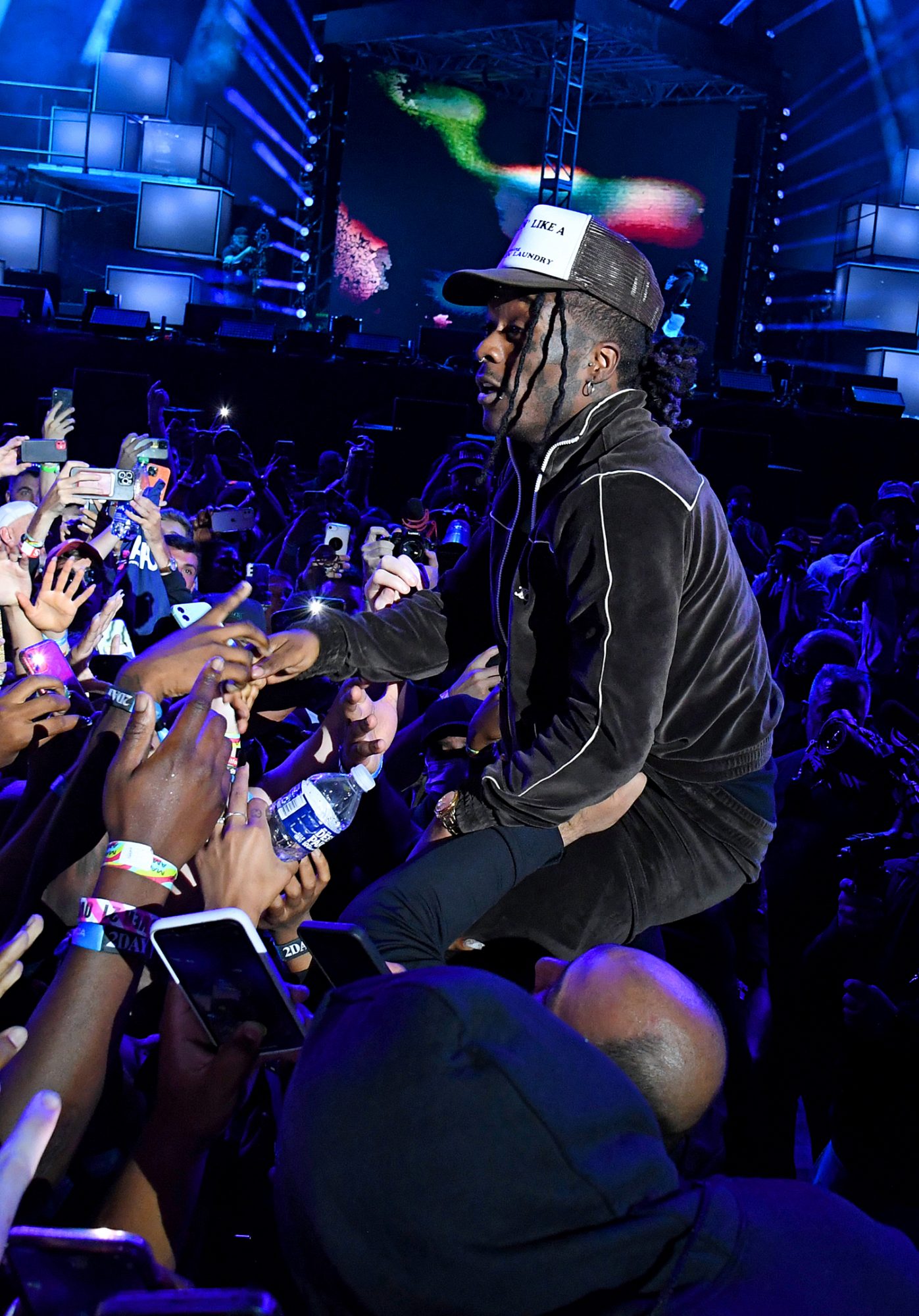 Lil Uzi Vert Says $24 Million Diamond on His Forehead Was Ripped Off by Fans at Music Festival