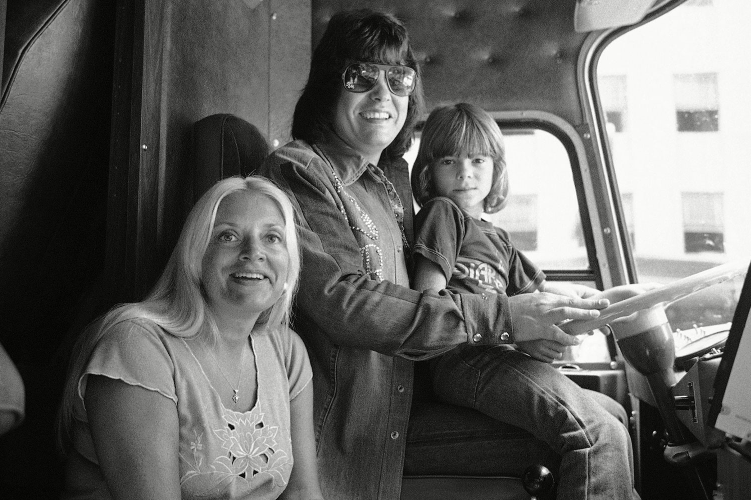 Ronnie Milsap's Wife Joyce Dies at 81: 'She Was the Love of My Life'