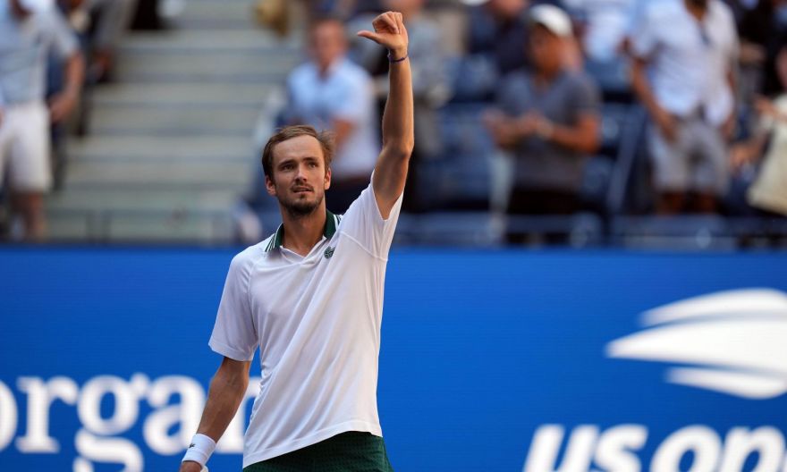 Tennis: Second seed Medvedev advances to US Open semi-finals