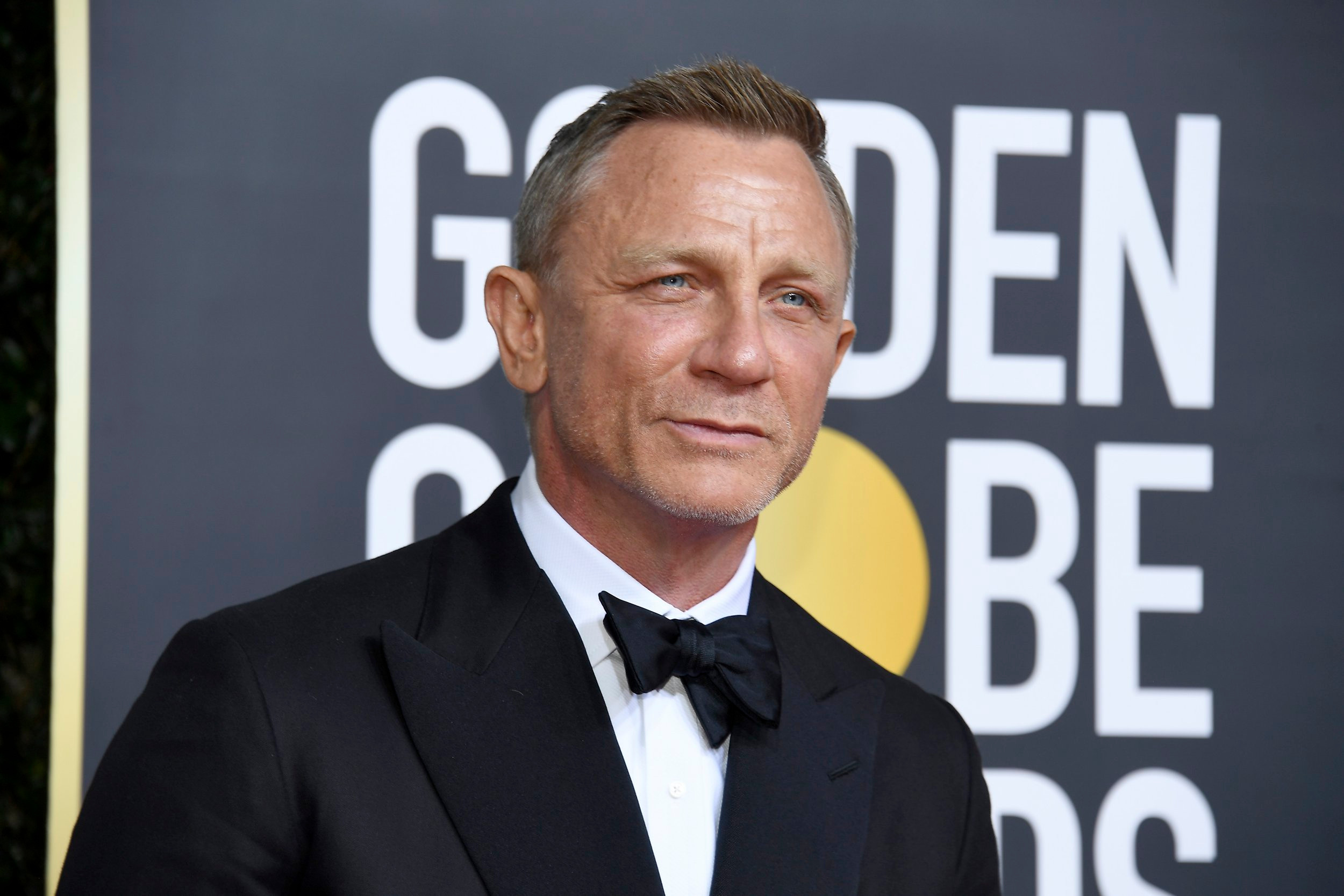 Daniel Craig ‘locked himself in’ to escape James Bond fame after pictures from Casino Royale sea scene blew up