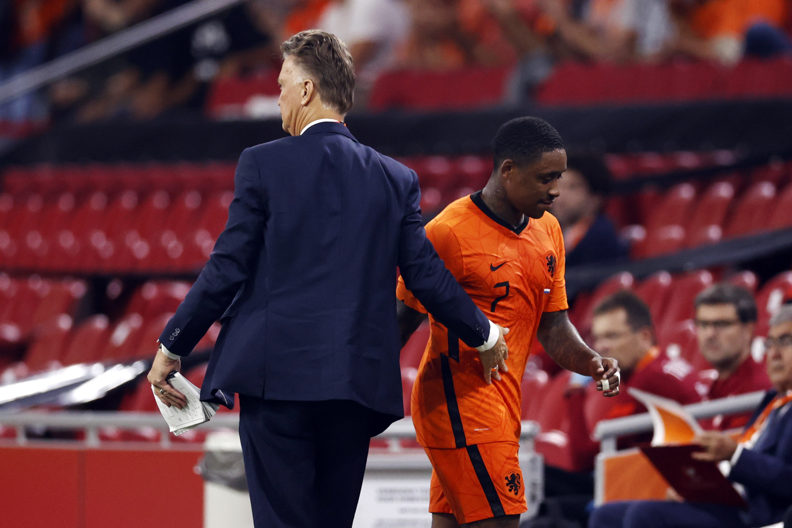 Steven Bergwijn adds to Tottenham injury concerns after Son Heung-min scare