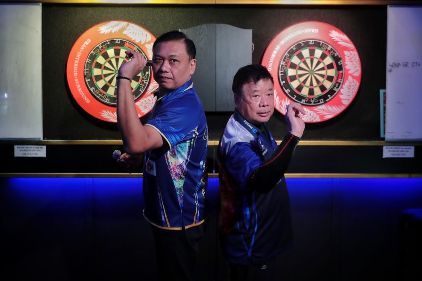 Darts: Singapore's Paul Lim and Harith Lim count on experience to beat Gibraltar 5-4 in World Cup opener