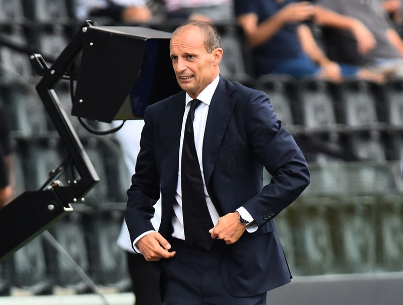 Soccer-Juventus without five South Americans for Napoli trip - Allegri