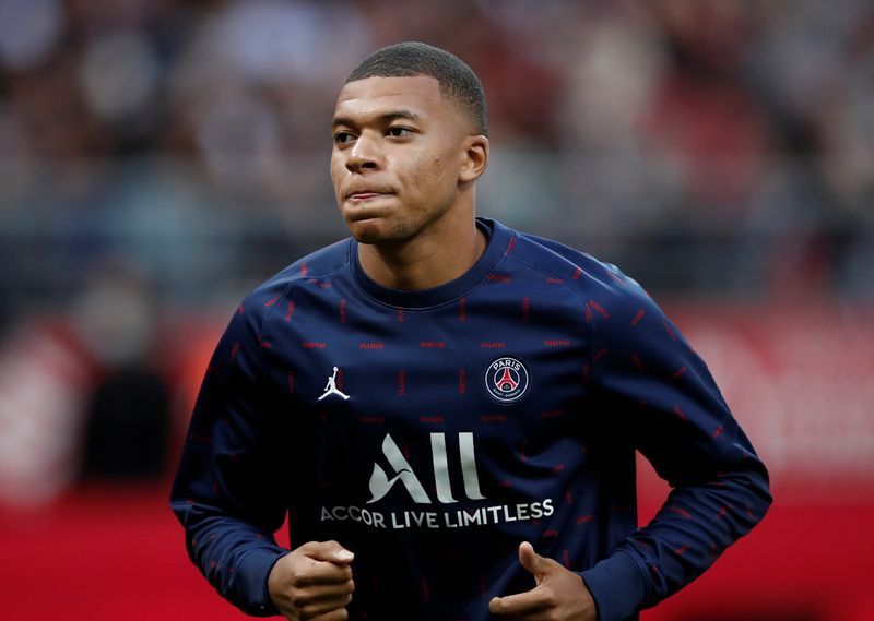 Soccer-PSG's Mbappe expected to be fit for Clermont, Messi and Neymar out